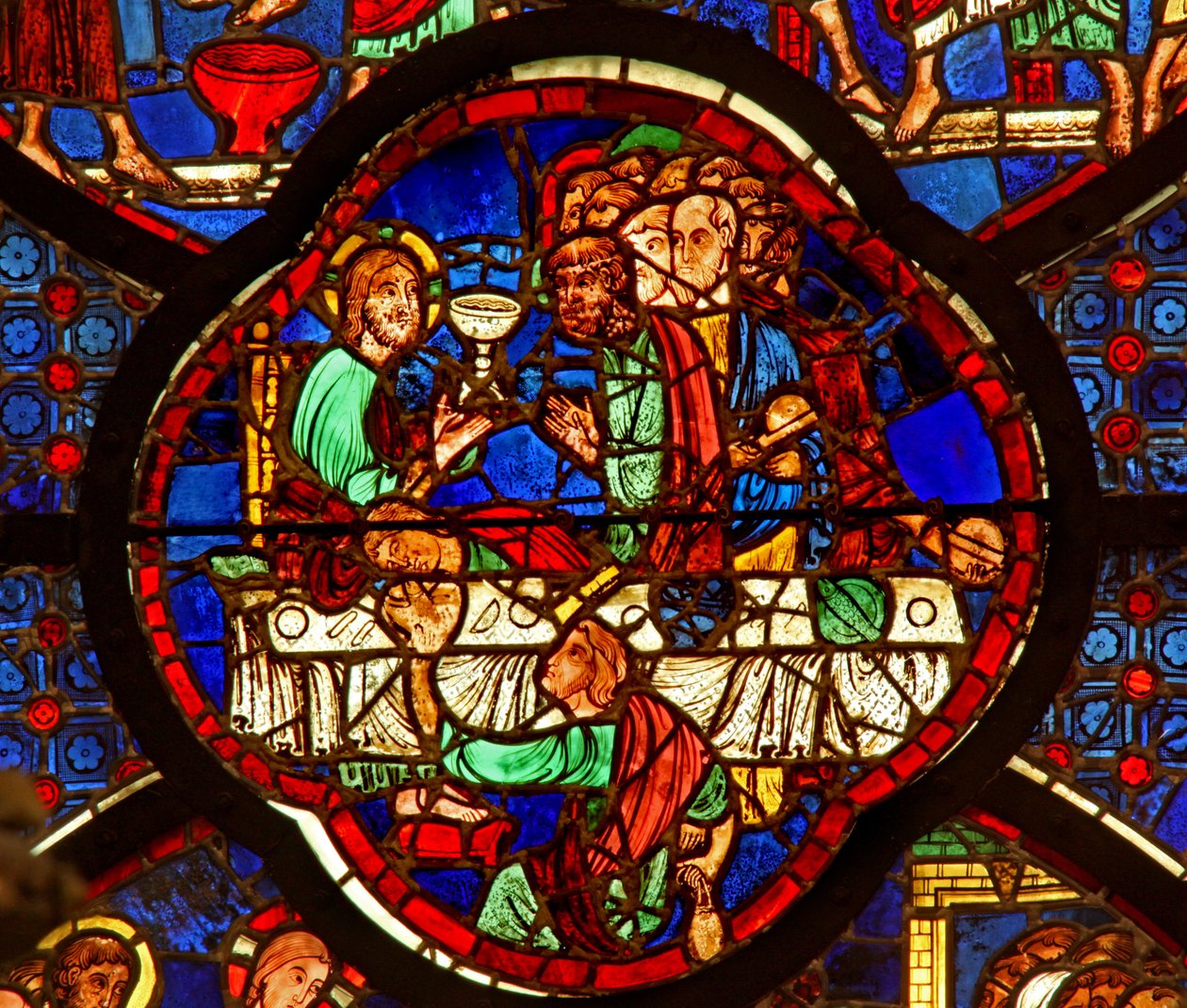 Ventana que representa la Última Cena de French School