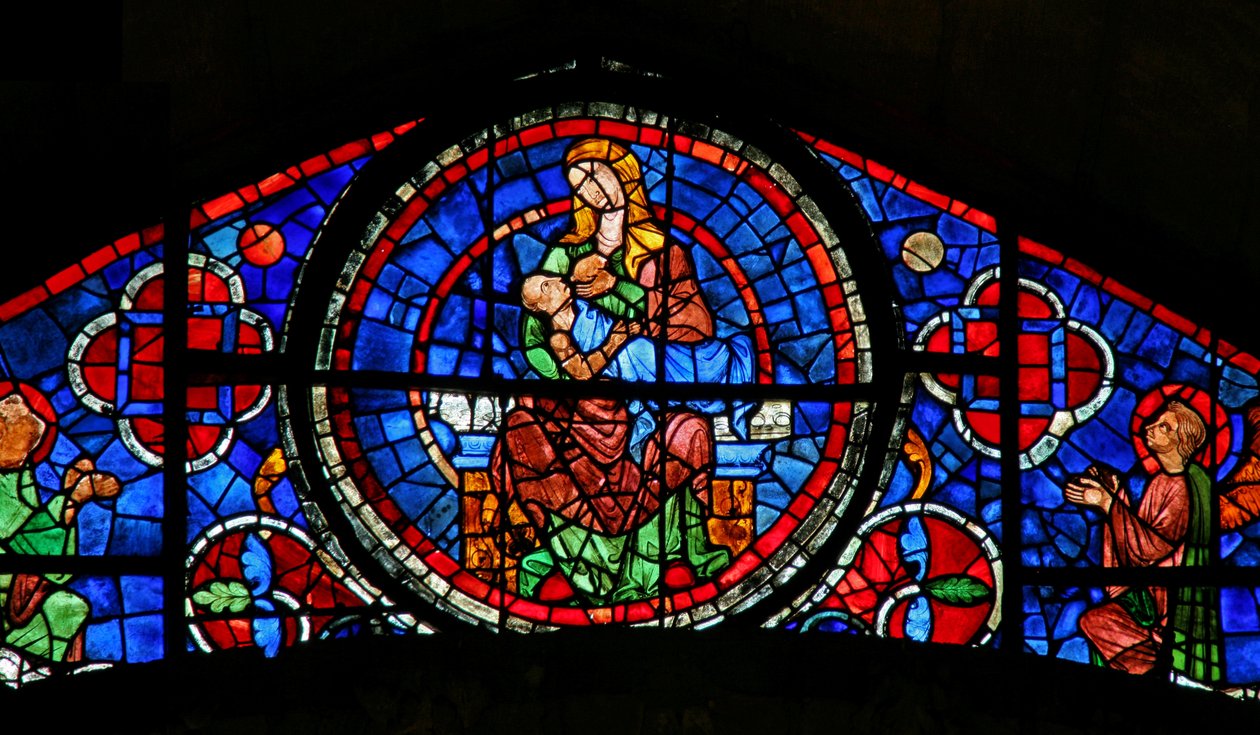 Ventana w115 que representa a la Virgen y el Niño de French School