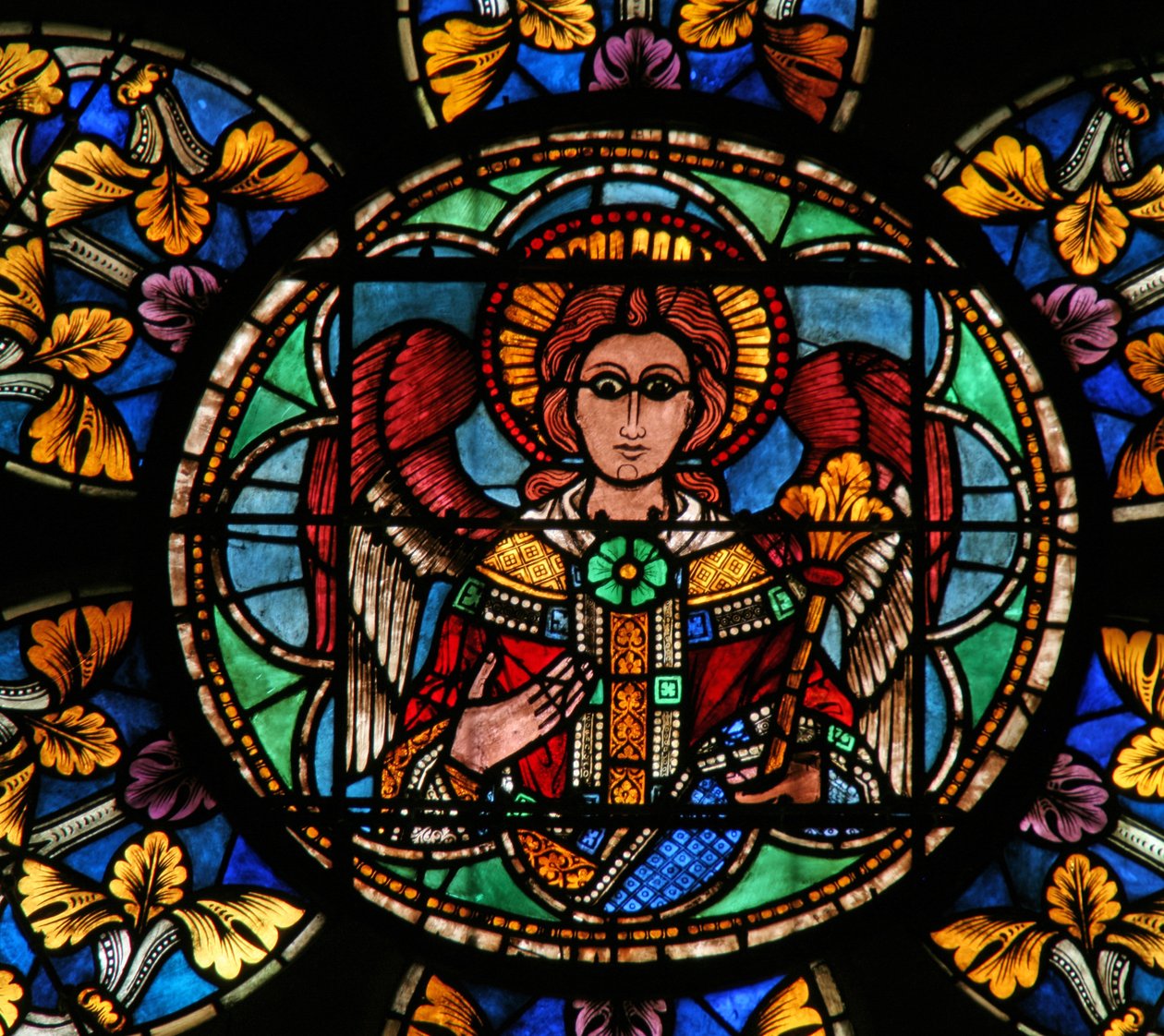 Ventana w201 que representa un ángel de French School
