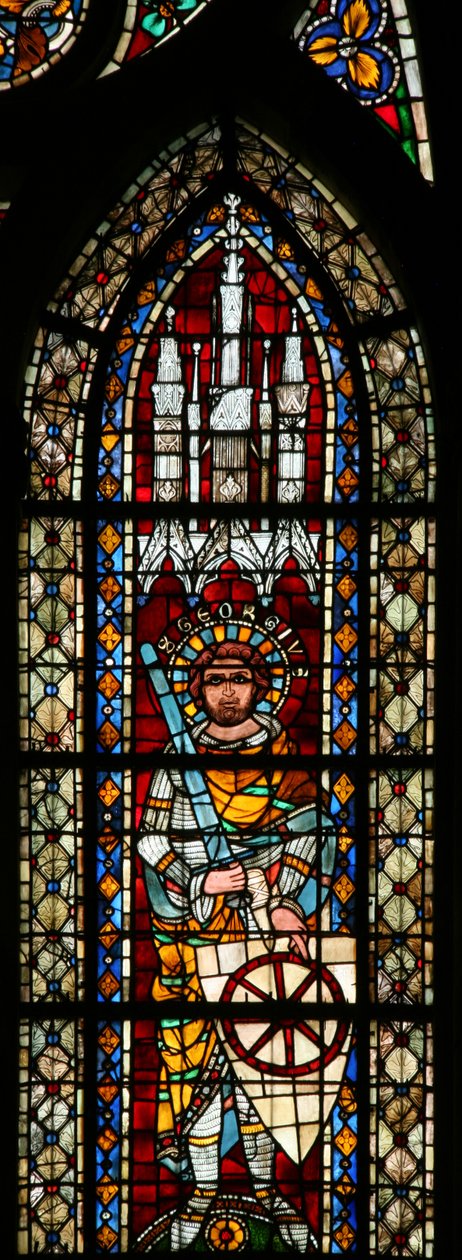 Ventana w203 que representa a San Jorge de French School
