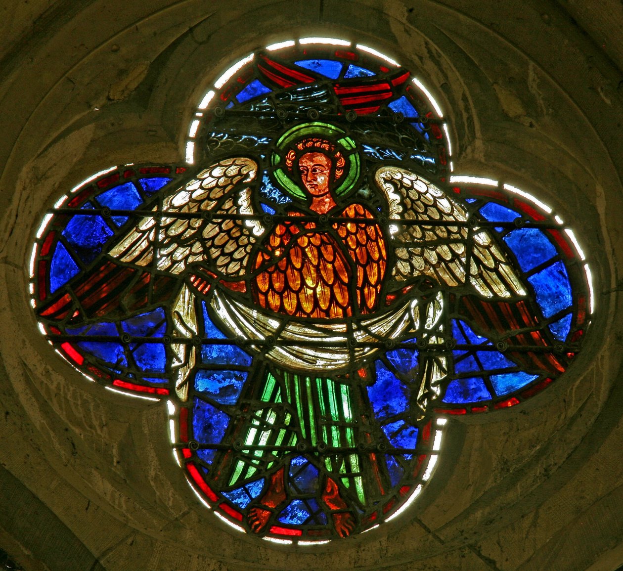 Ventana que representa un serafín de French School