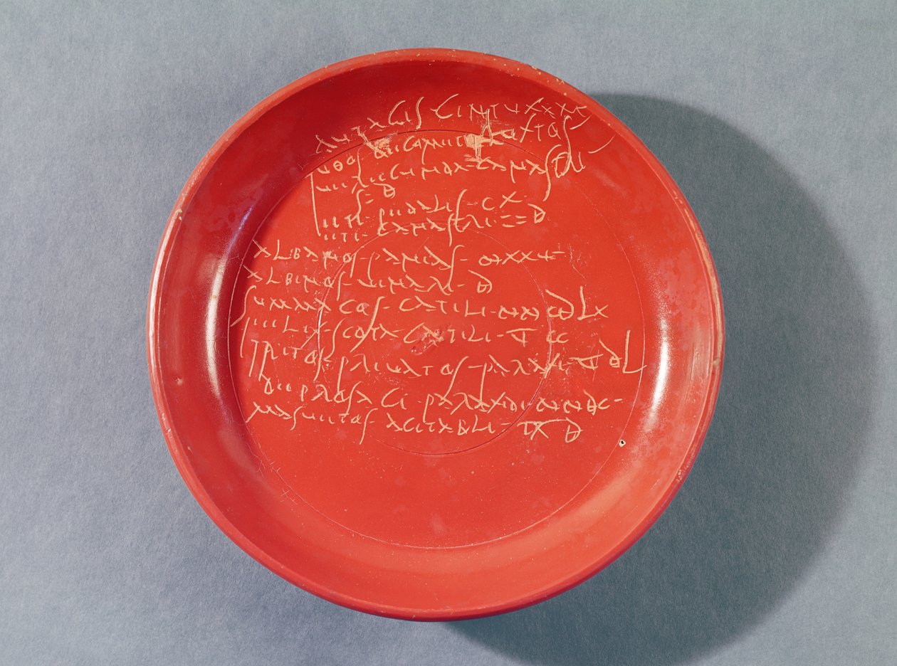 Plato con texto celta, siglo I-II (cerámica) de Gallo Roman