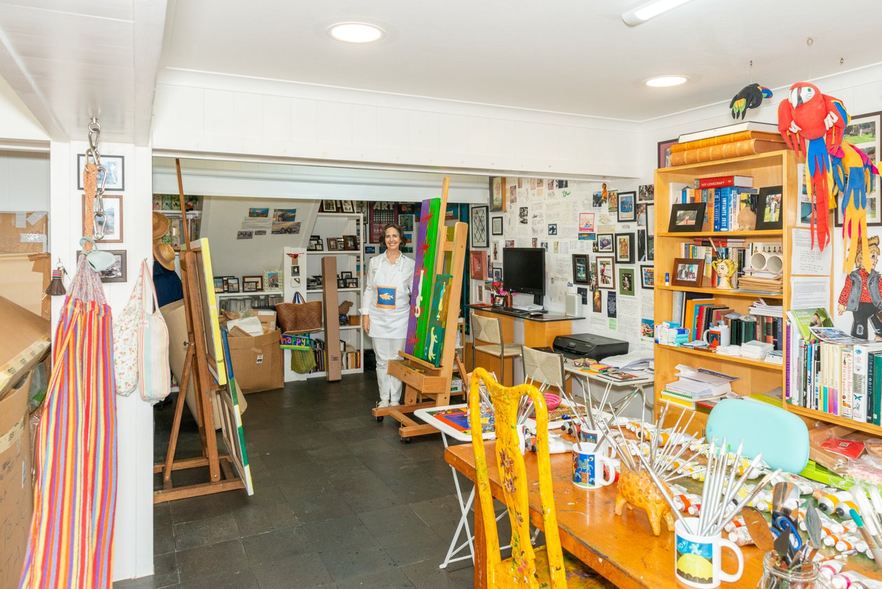 Cristina Rodríguez en su estudio, 2022 de Bartolome Esteban and studio Murillo