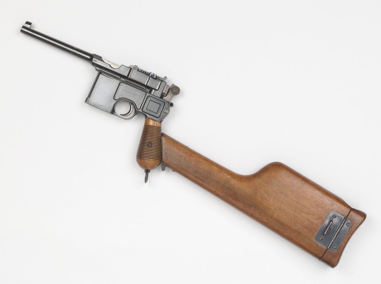 Pistola Mauser C96 7.63 mm de German School