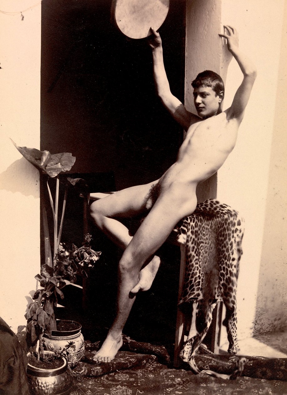 Retrato de un desnudo masculino, c.1895 de Guglielmo Plüschow