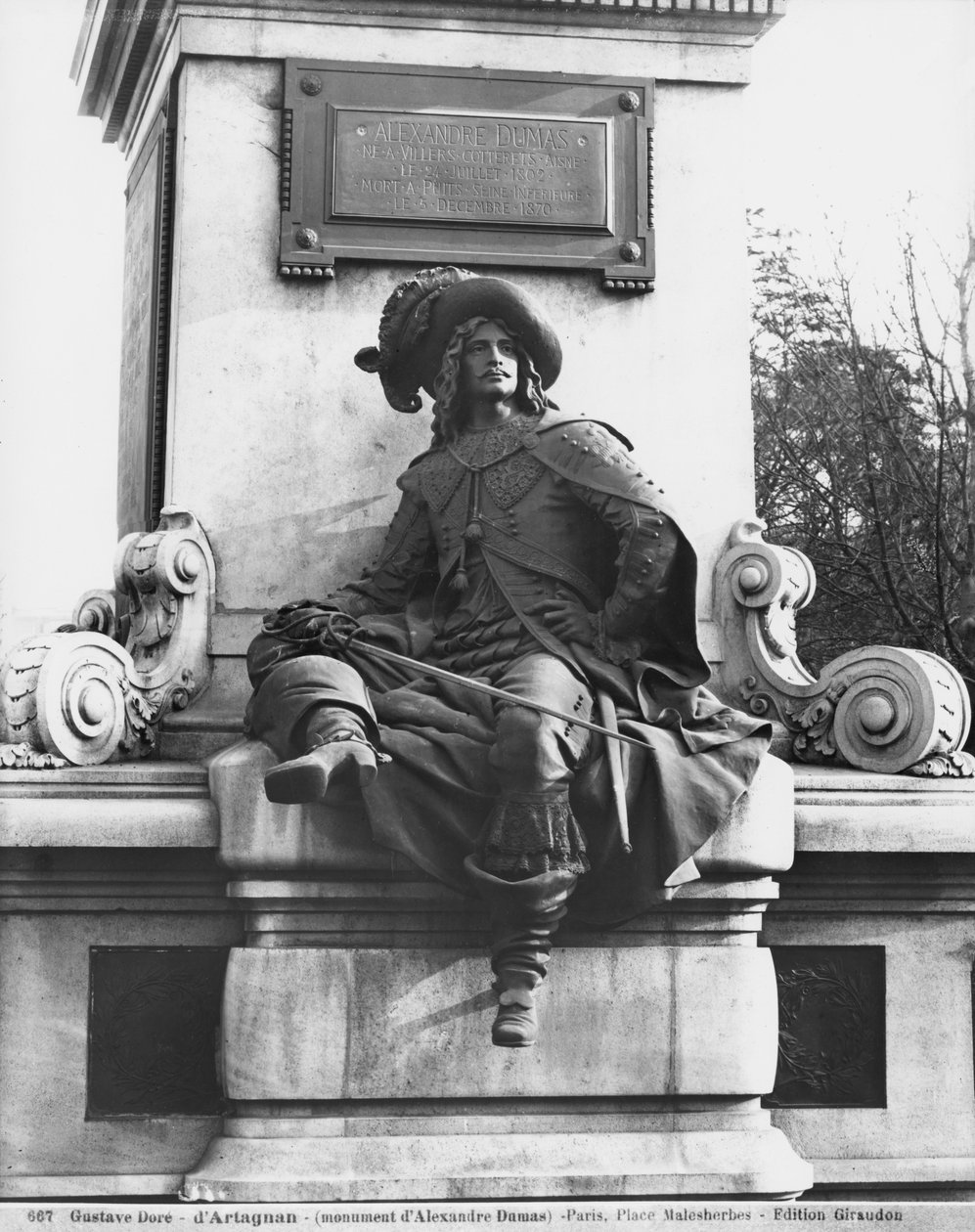 Monumento a Alexandre Dumas Padre, d