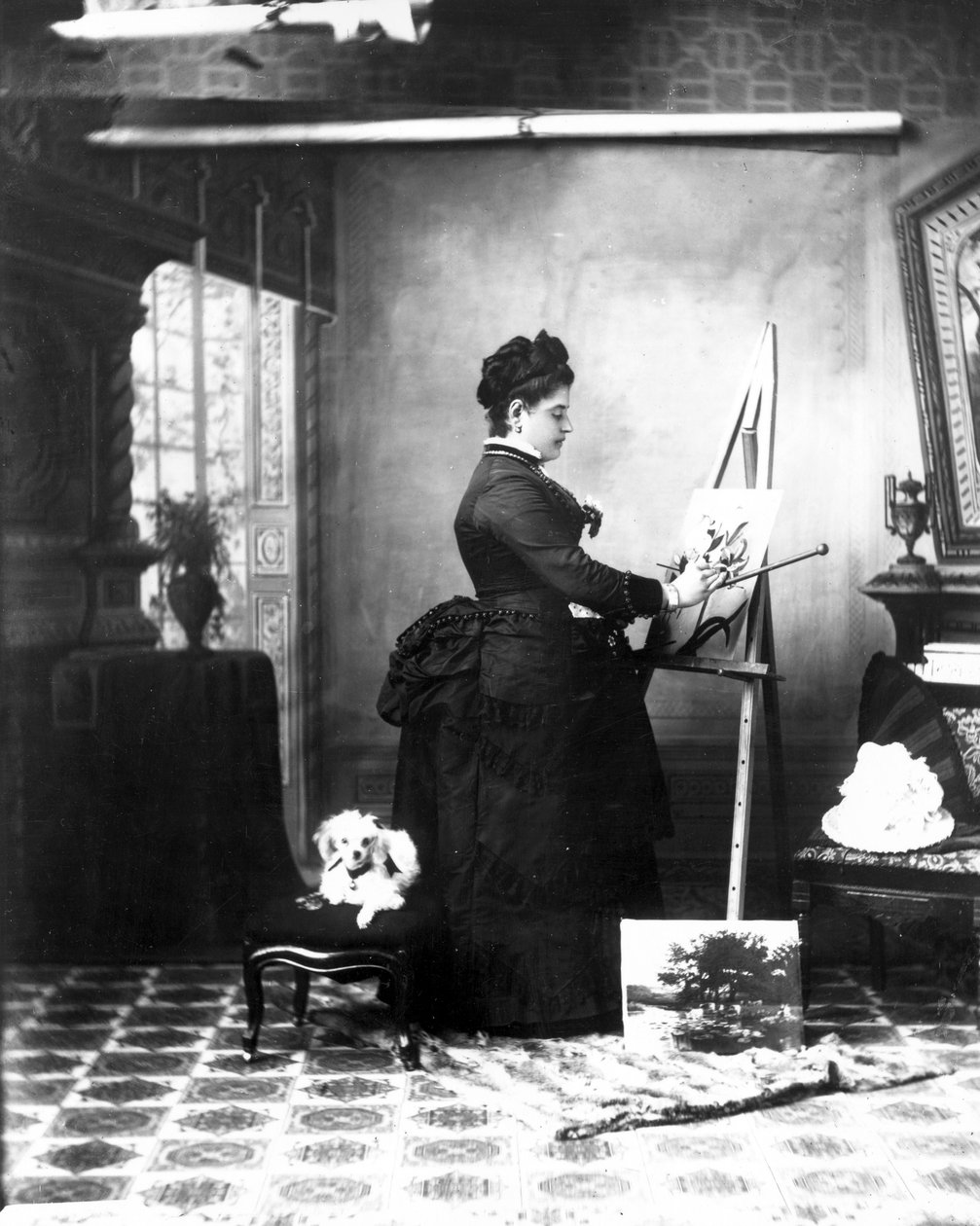 Sra. Carlo Bossi, 1890s (foto en blanco y negro) de Hannah Maynard