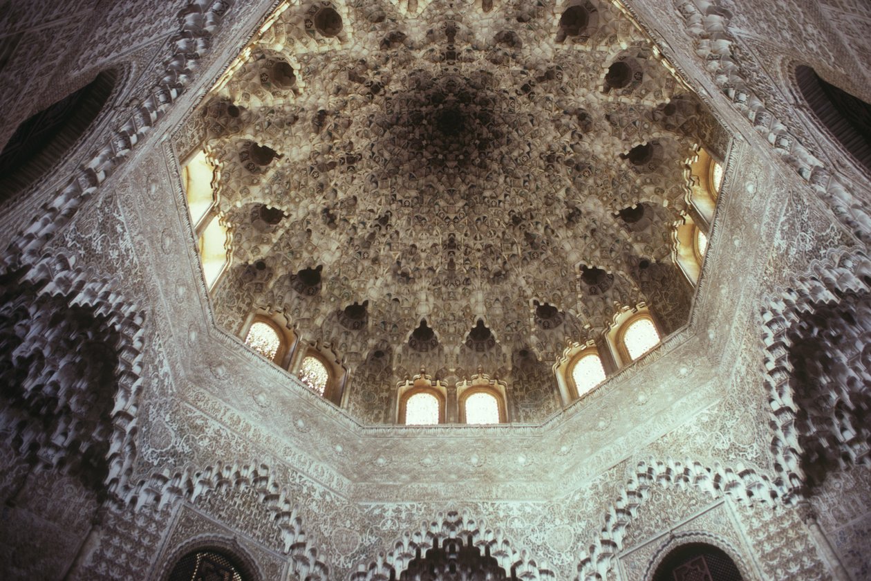 Techo del Salón de los Abencerrajes de Islamic School