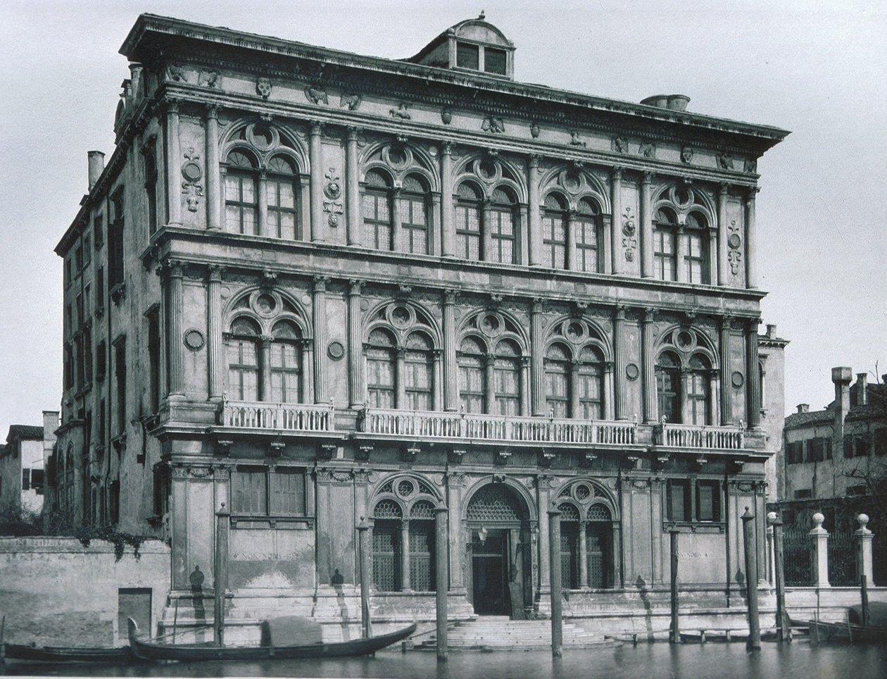 Palazzo Vendramin Calergi de Italian Photographer