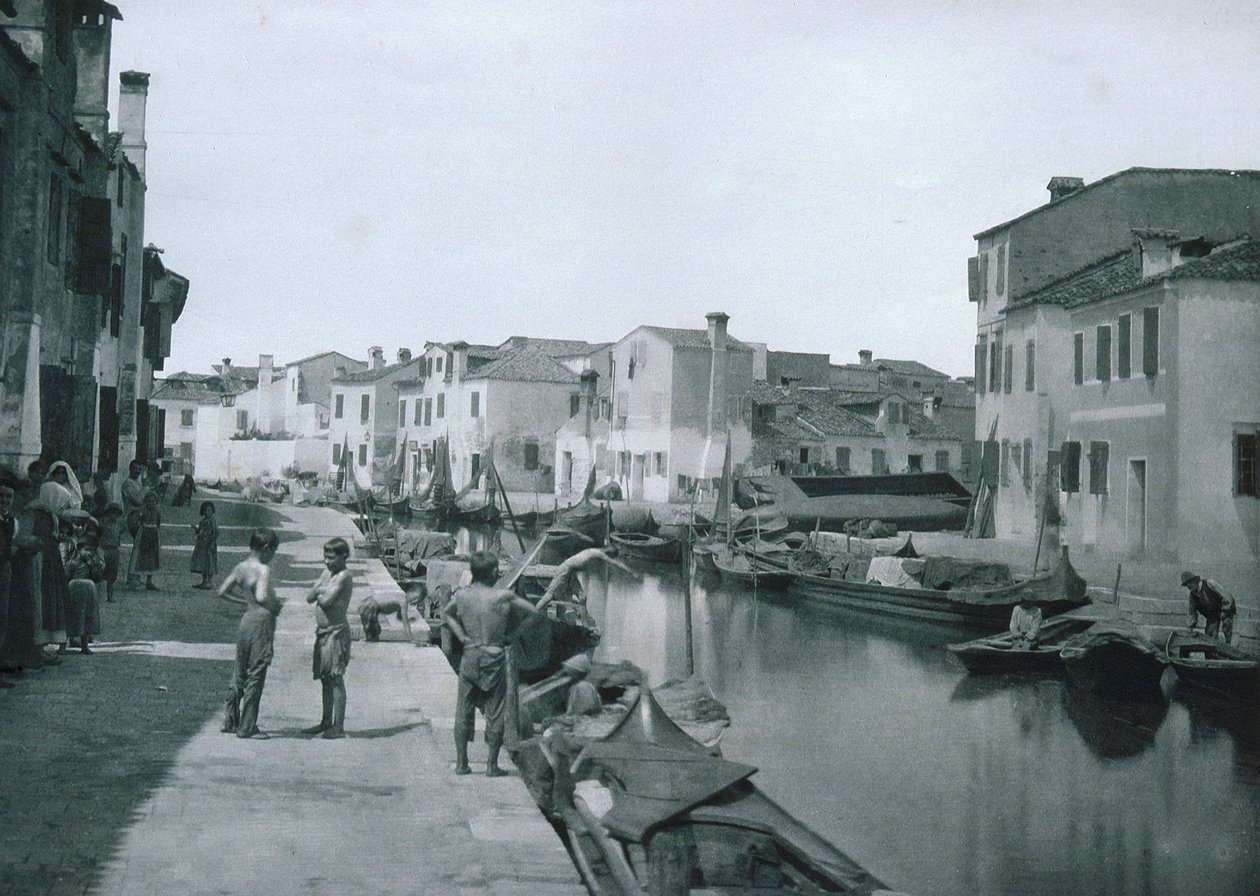 Vista de un canal de Italian Photographer