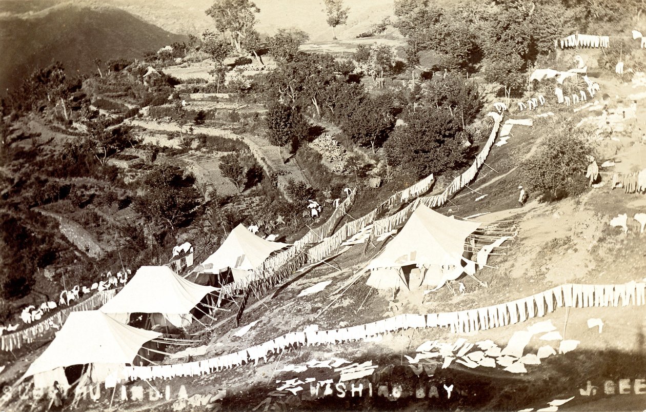 Subathu India Washing Bay, c.1900-1930 (foto sepia) de J. Gee