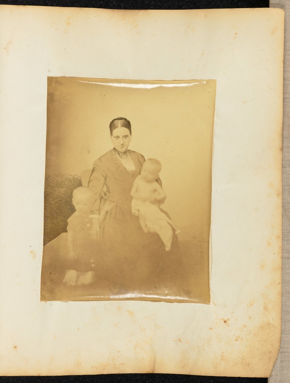 [Retrato de mujer y niños] de Jakob Höflinger