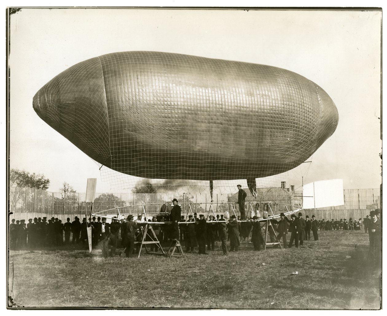 Dirigible "California Arrow" de Jessie Tarbox Beals