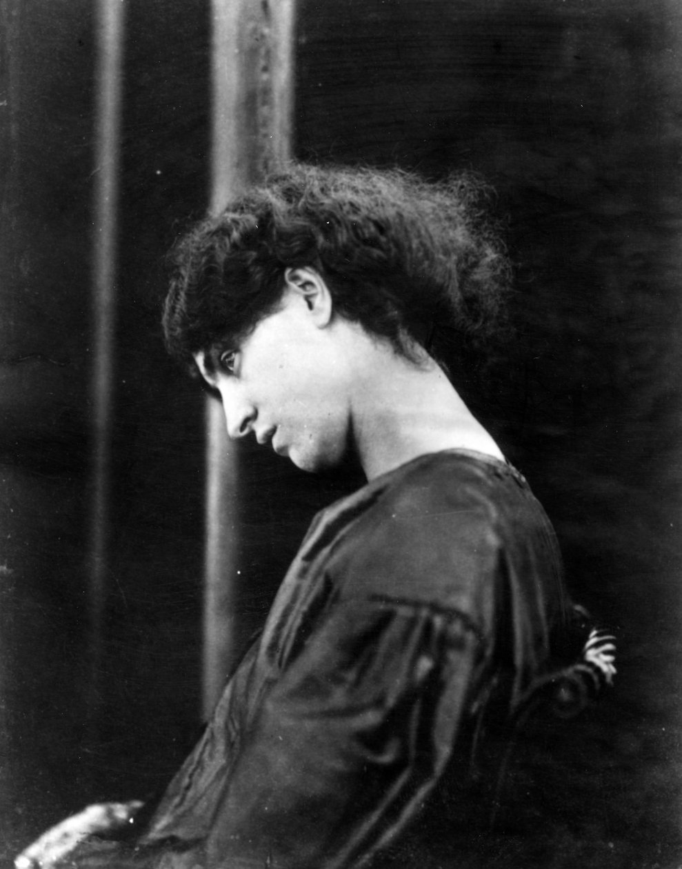 Jane Morris, posada por Dante Gabriel Rossetti, 1865 (impresión de albúmina) de John R. Parsons