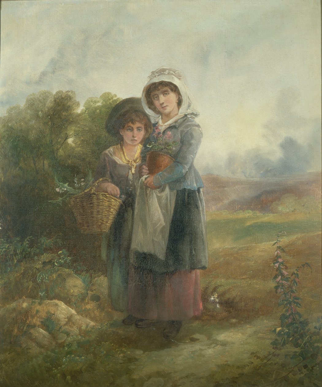 Dos chicas del campo llevando flores de John Barkin