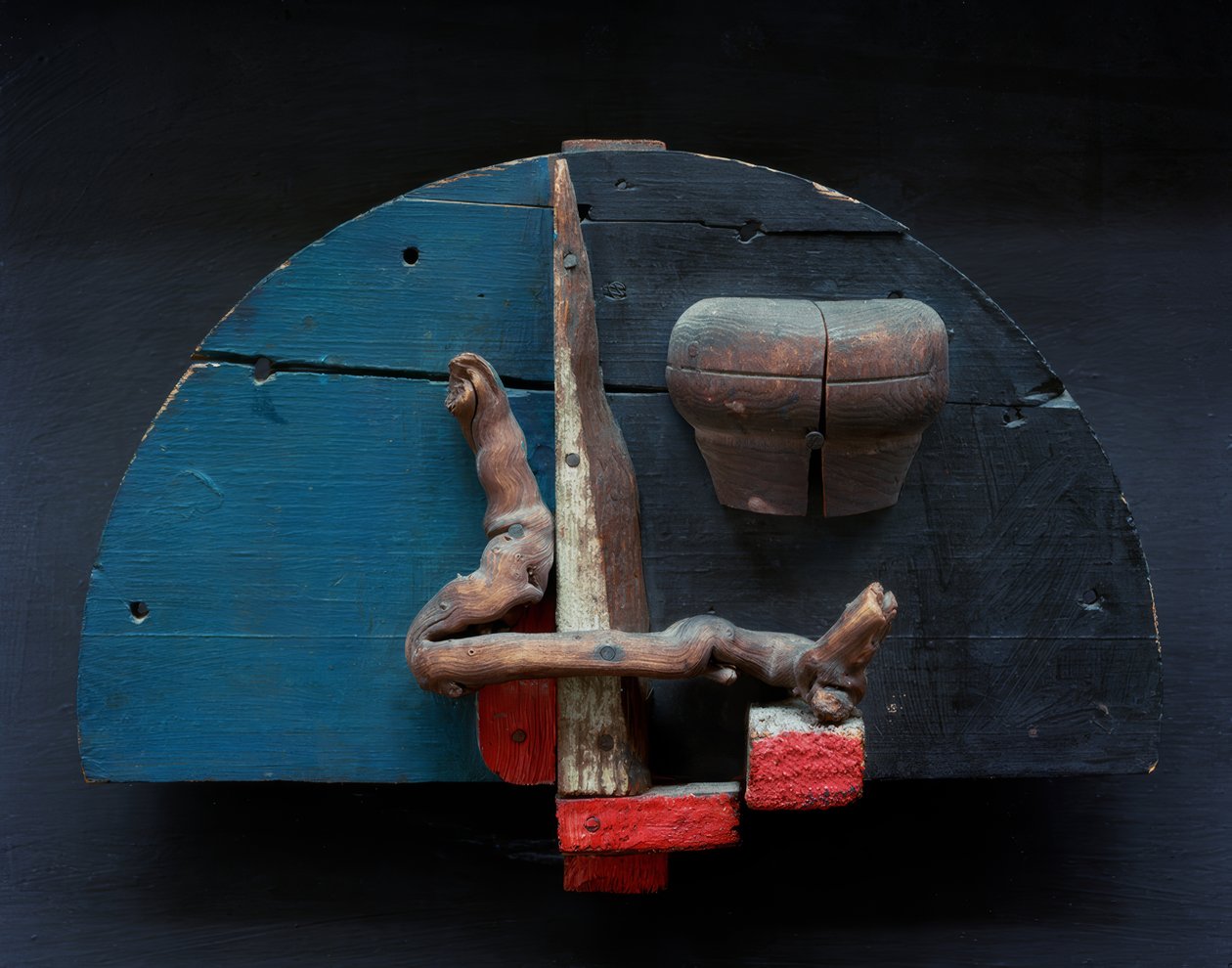 Sin título (Construcción de madera) de Kurt Schwitters