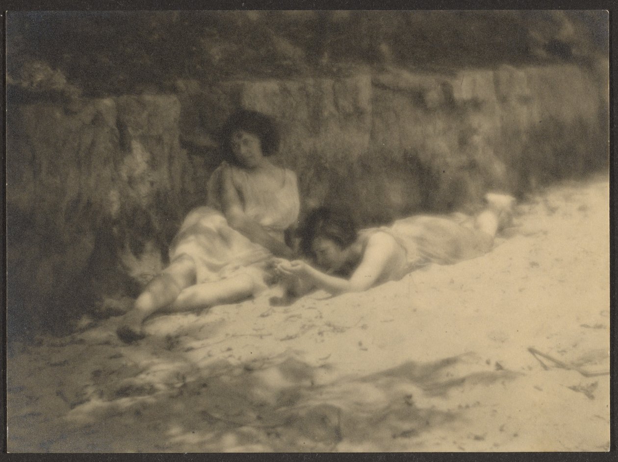[Bailarinas en el jardín, descansando] de Louis Fleckenstein