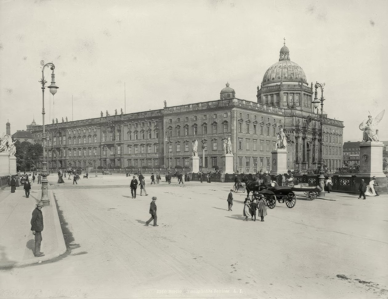 Berlín, Palacio de la Ciudad de Lucien Levy