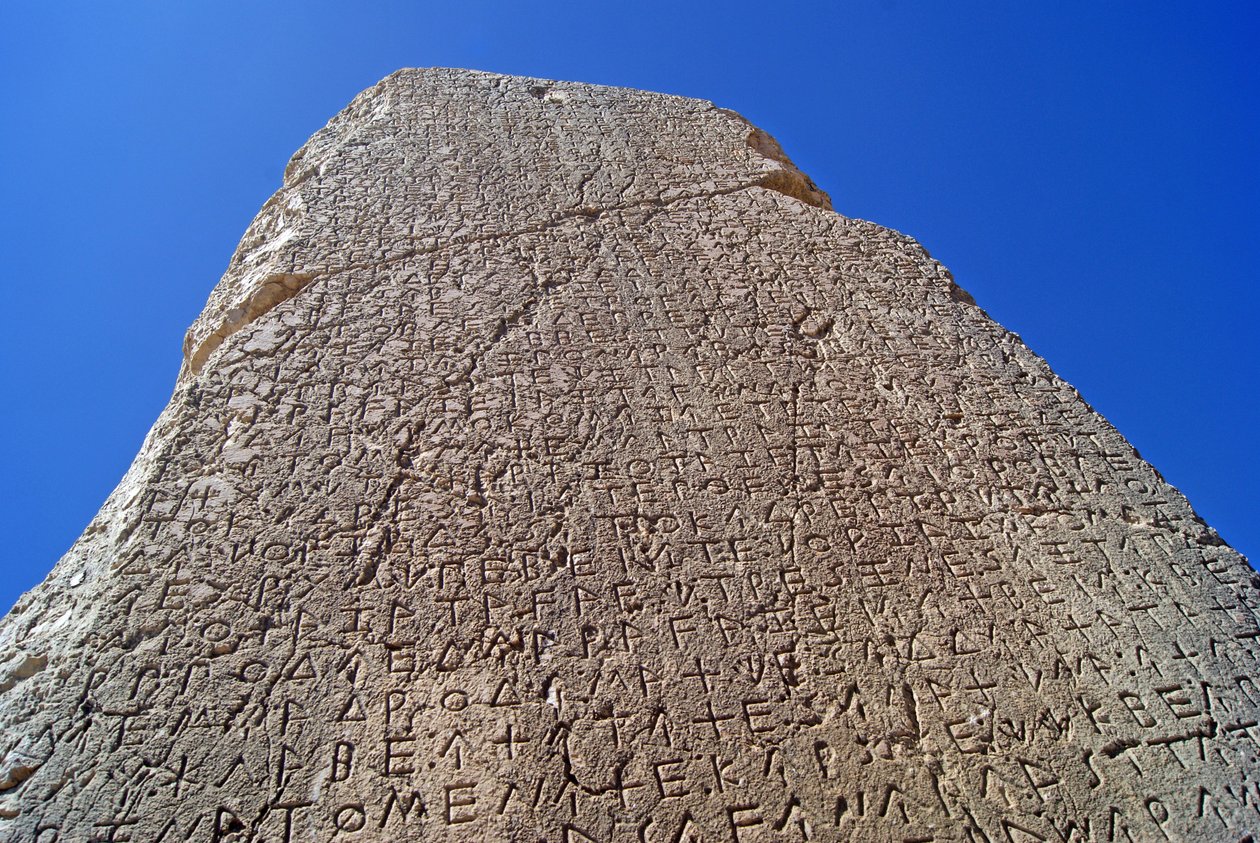 El Obelisco Xanthian, Xanthos, Turquía de Lycian