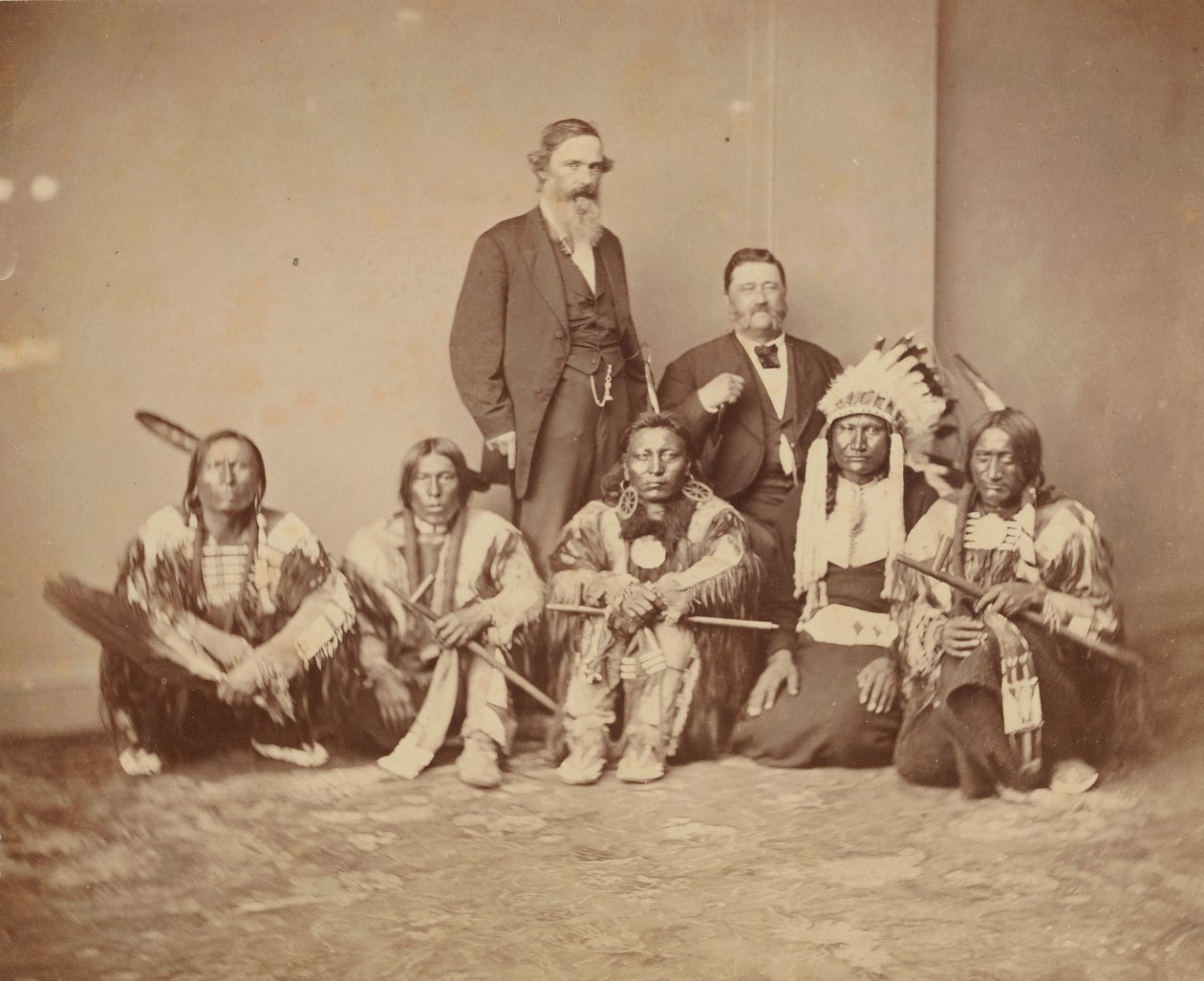 General J. E. Smith e indios de Mathew Brady