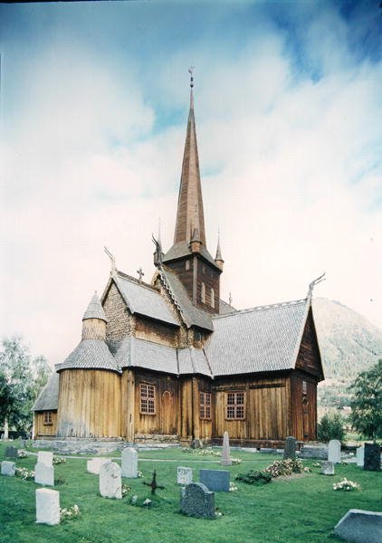 Iglesia de Madera de Lom (Stavkyrkje) de Norwegian School