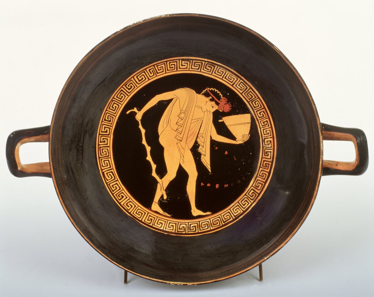 Kylix de figuras rojas ático, 500-480 a.C. de Onesimos Painter