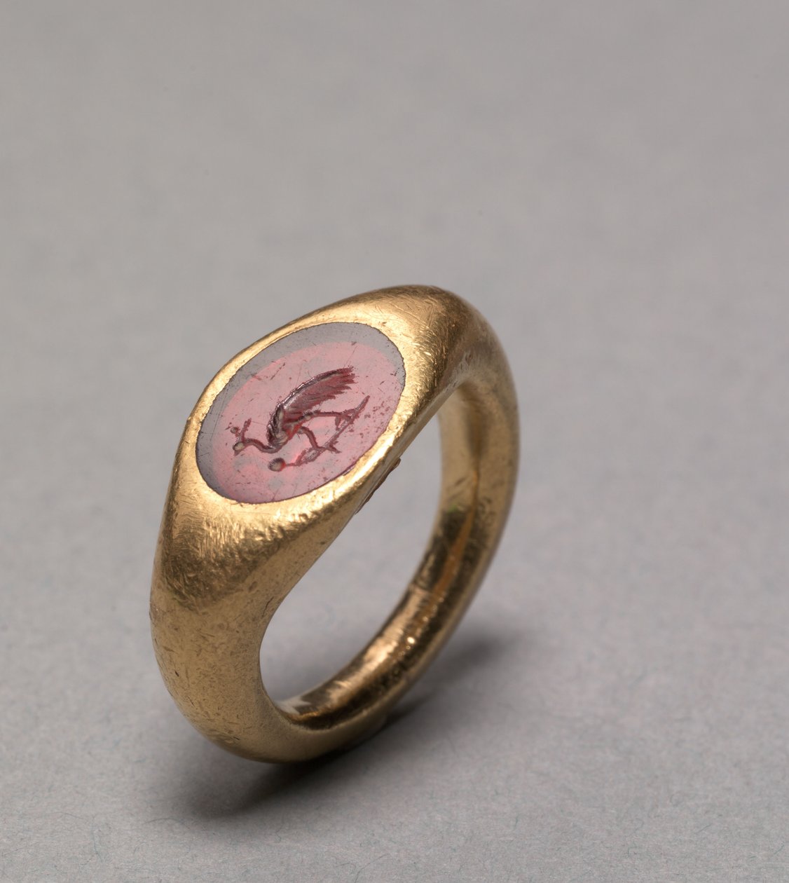 Anillo de pavo real, 1-200 de Parthian