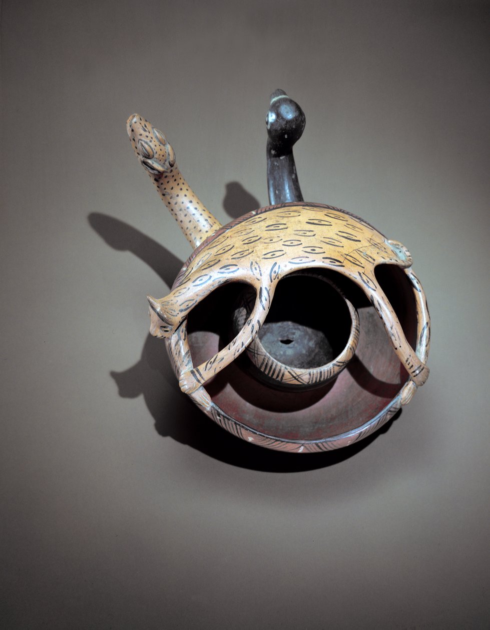 Cuenco de doble serpiente (cerámica) de Peruvian School
