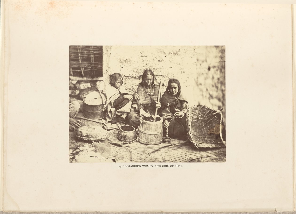 Mujeres solteras y niñas de Spiti de Philip Henry Egerton