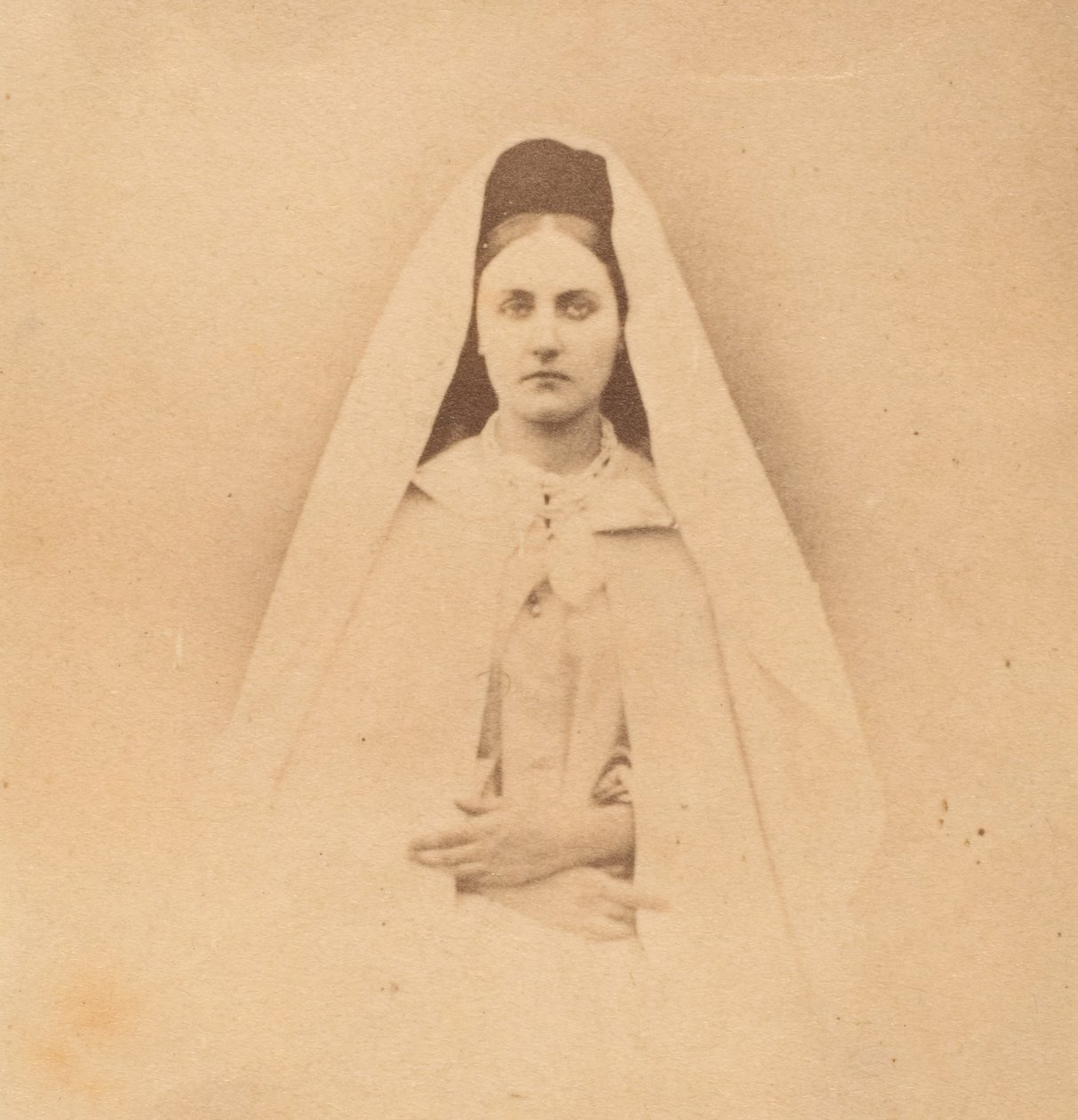 La monja blanca, 1860s de Pierre Louis Pierson