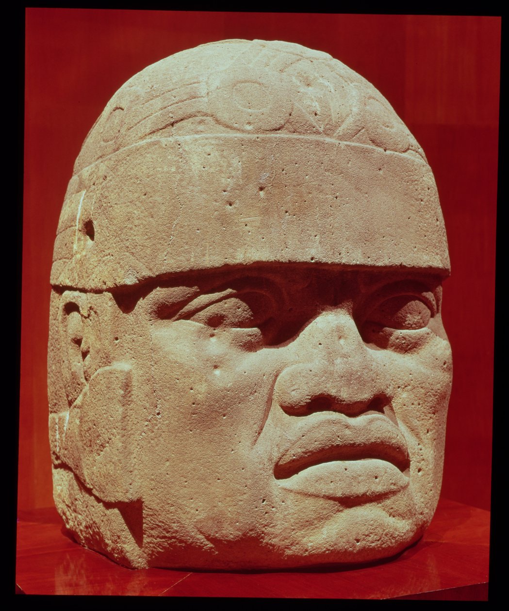 Cabeza colosal, olmeca de Pre Columbian