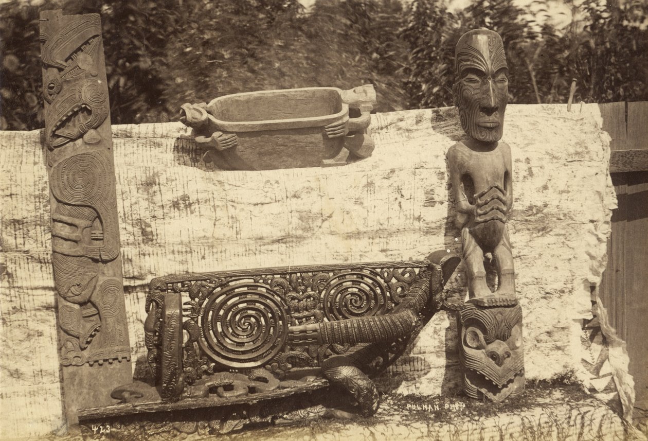 Artefactos, c.1885 de Pulman Studio