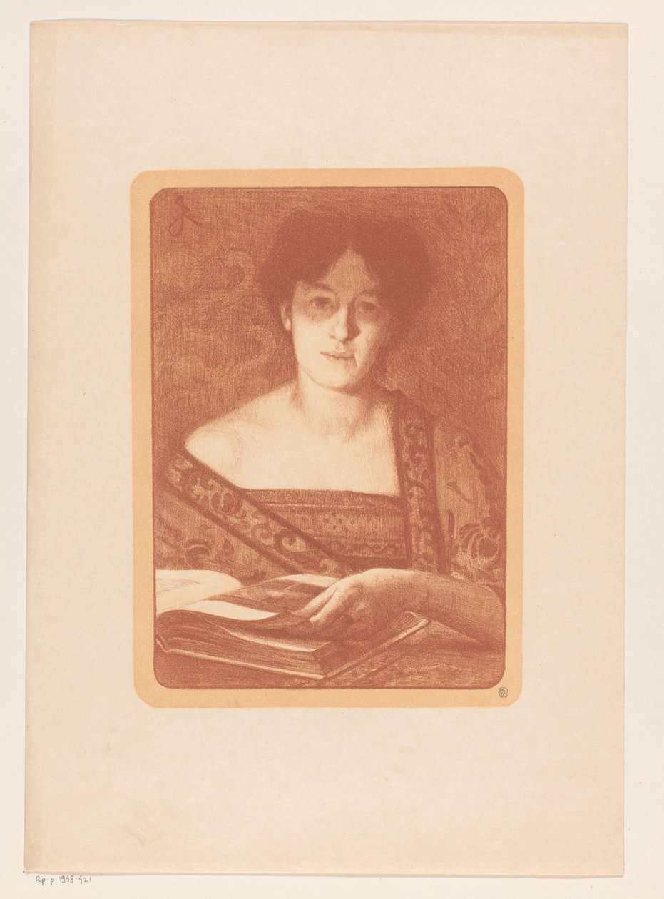 Mujer hojeando un libro de René Janssens
