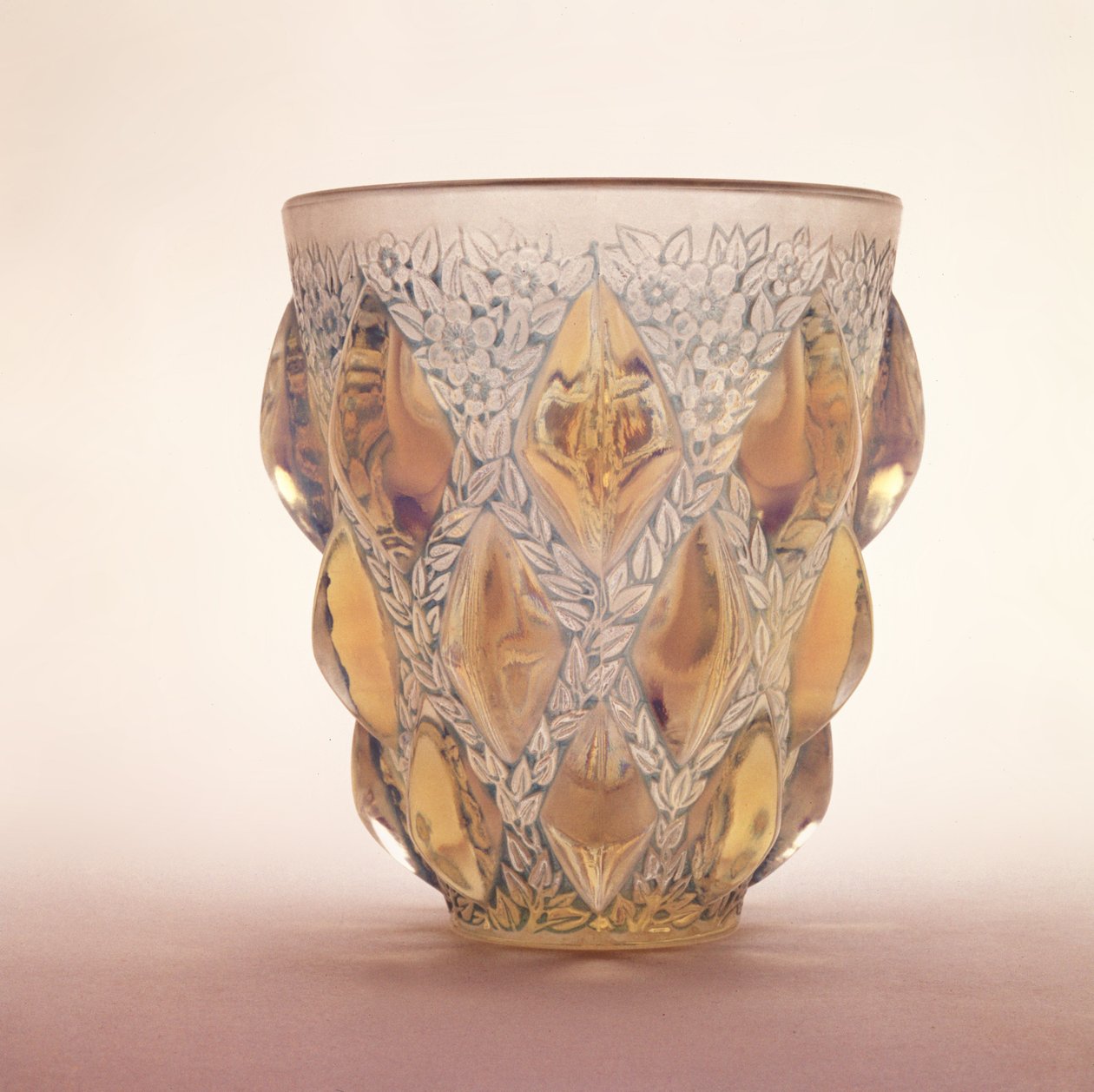 Jarrón Rampillon, c.1902 de Rene Jules Lalique