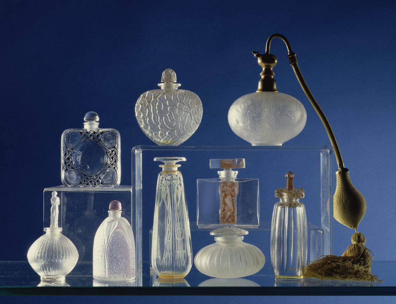 Selección de Botellas de Perfume (vidrio) de Rene Jules Lalique