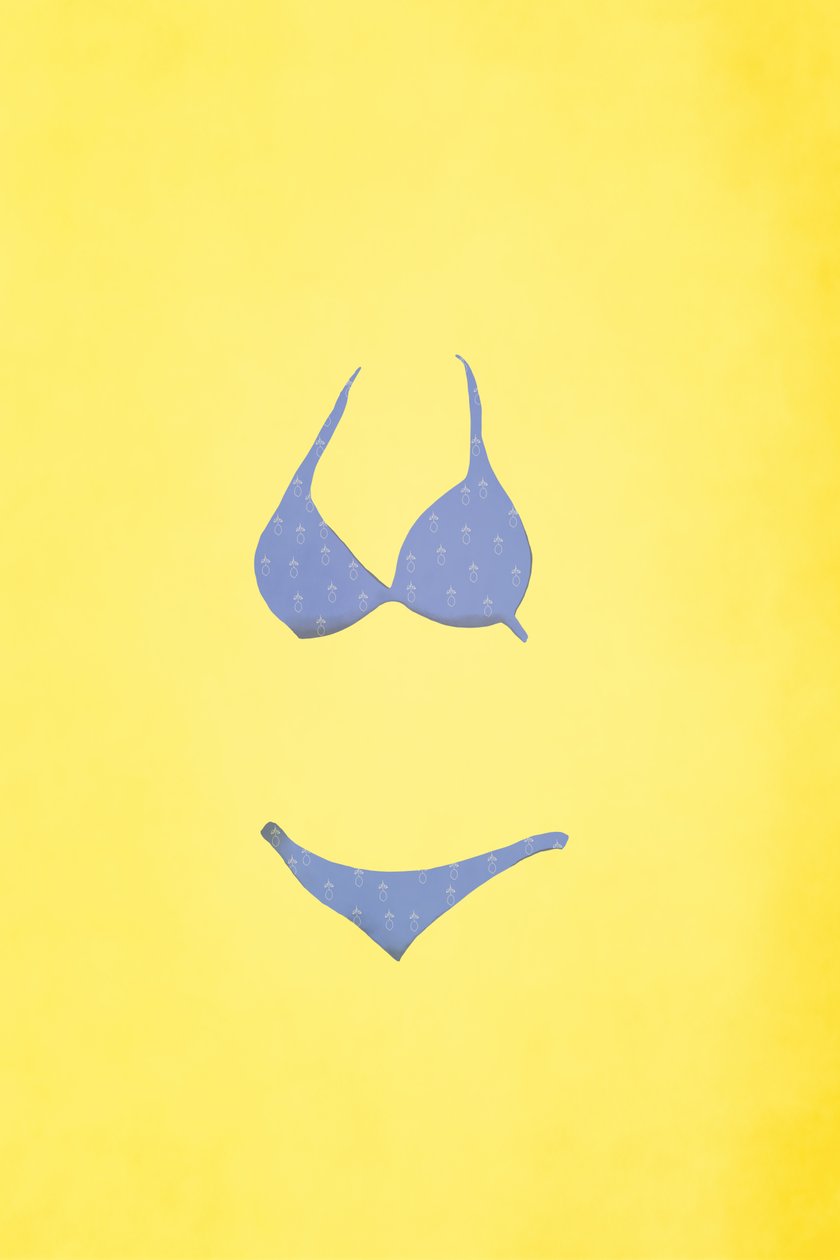 Bikini Front, 2022 (digital) de Roberta Murray