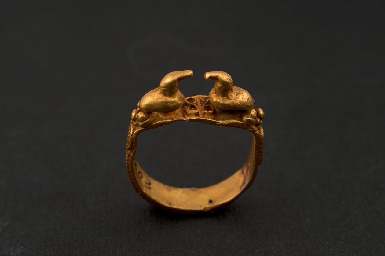 Anillo con dos patos (oro) de Roman