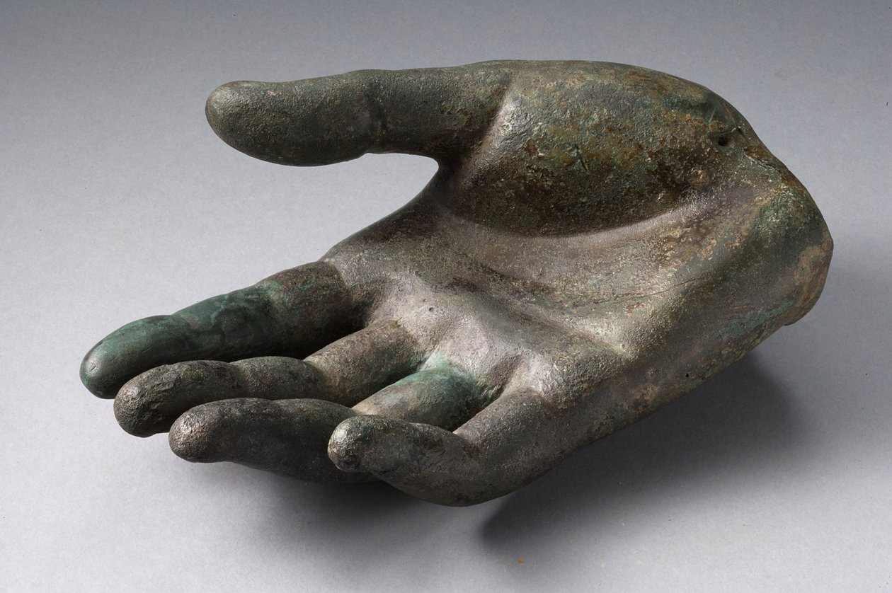 Mano (bronce) de Roman
