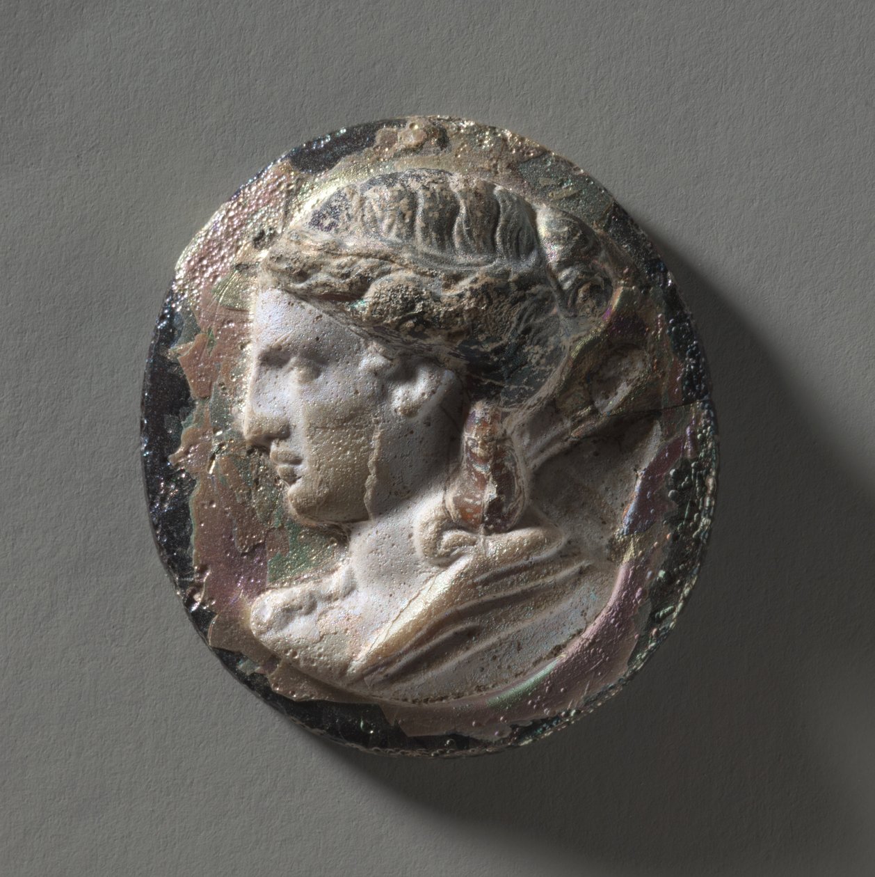 Camafeo: Cabeza de Artemisa, 100-200 de Roman Imperial Period