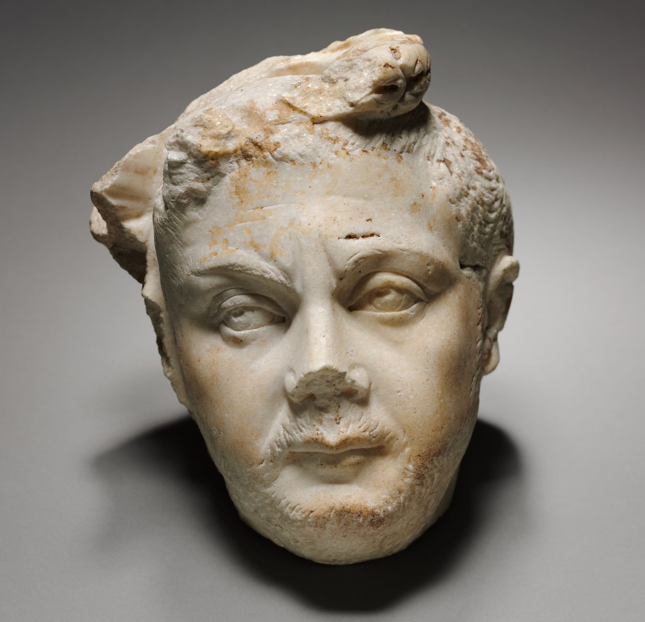 Cabeza de Trajano de Roman Imperial Period