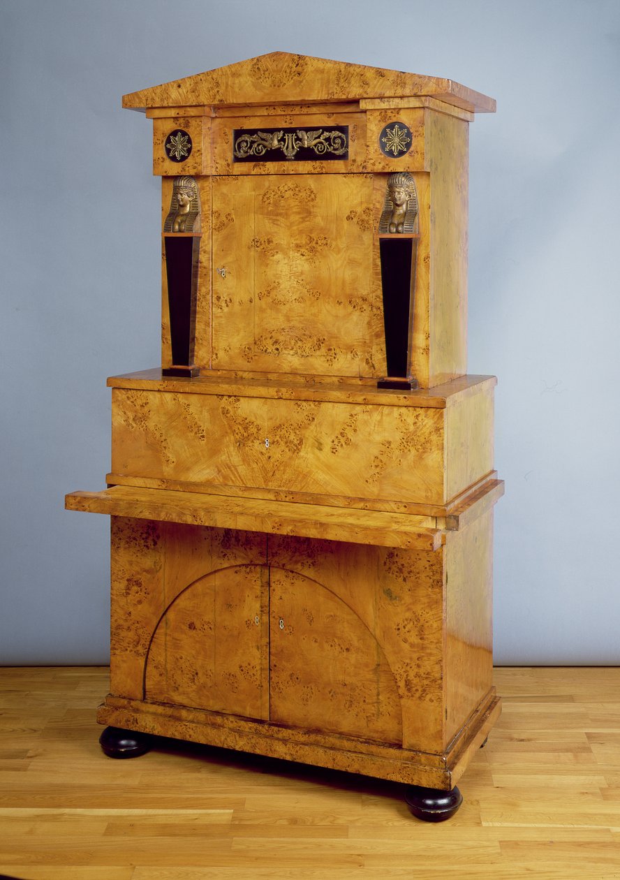 Librero secretaire de Russian School
