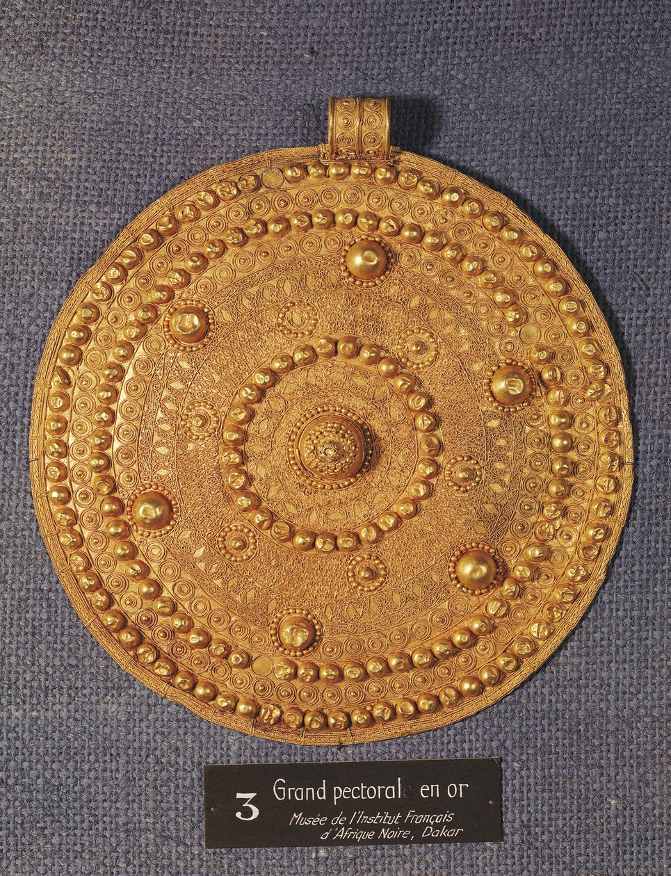 Pectoral, de Senegal de School African