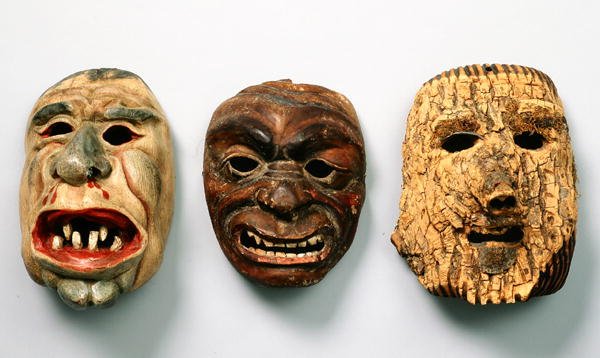 Tres máscaras navideñas austriacas de School Austrian
