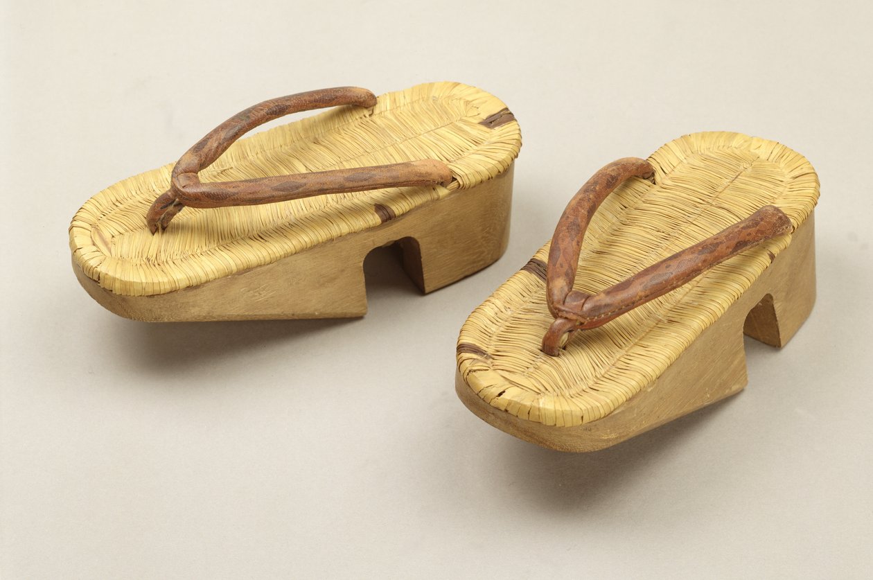 Sandalias geta de niño de Japanese School