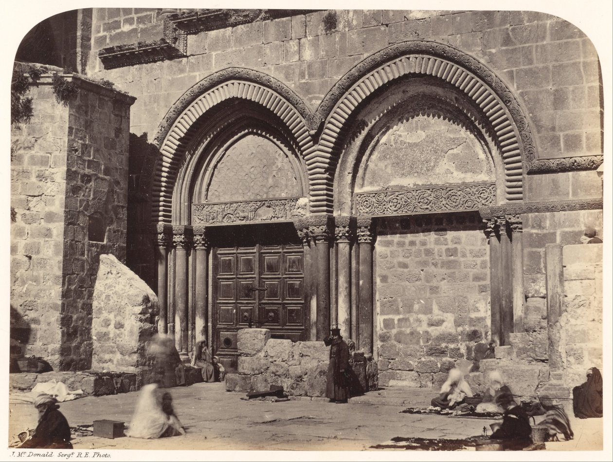 Entrada a la Iglesia del Santo Sepulcro de Sgt. James M. McDonald