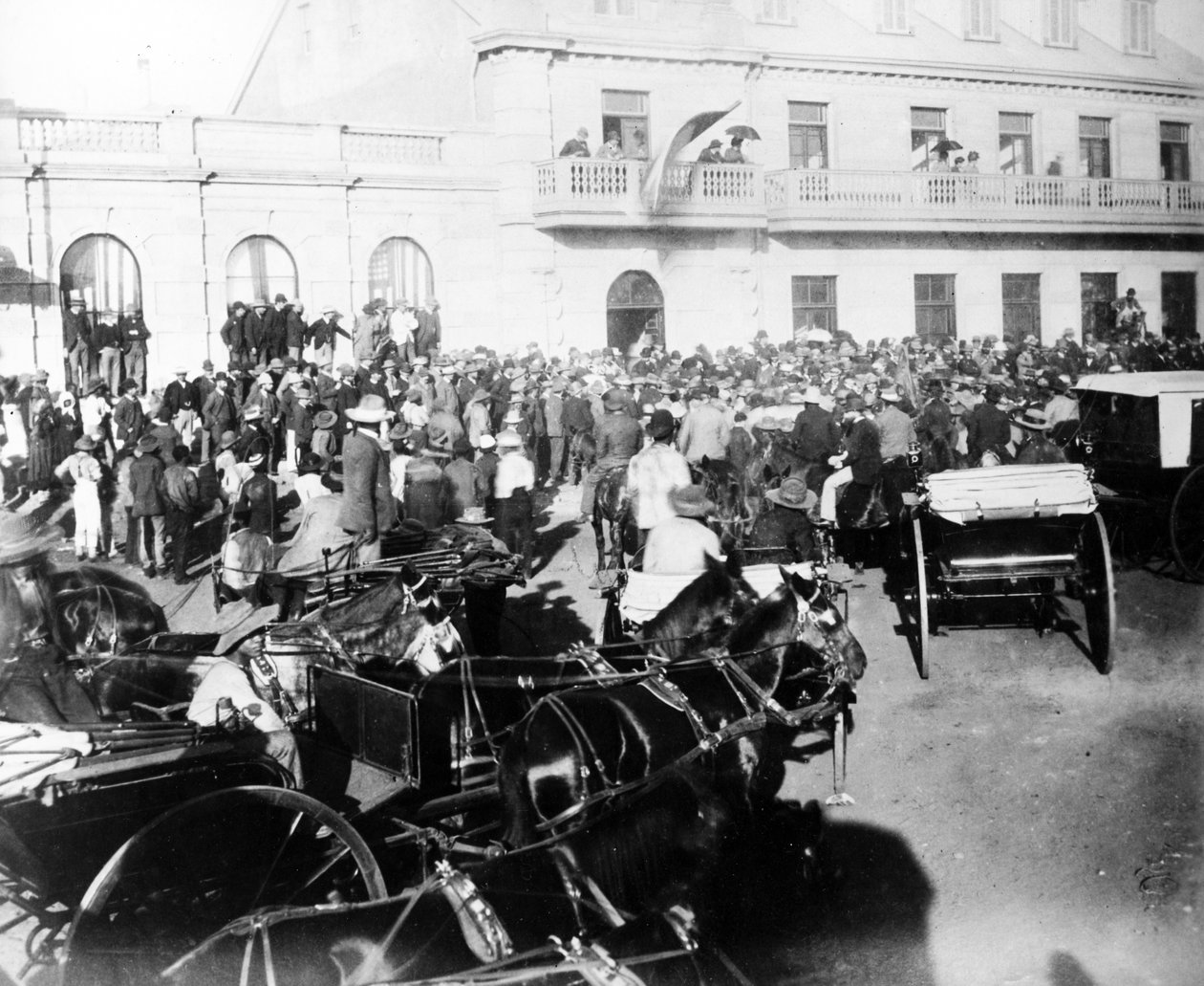 Recepción del Volksraad en Johannesburgo, c.1895 de South African Photographer