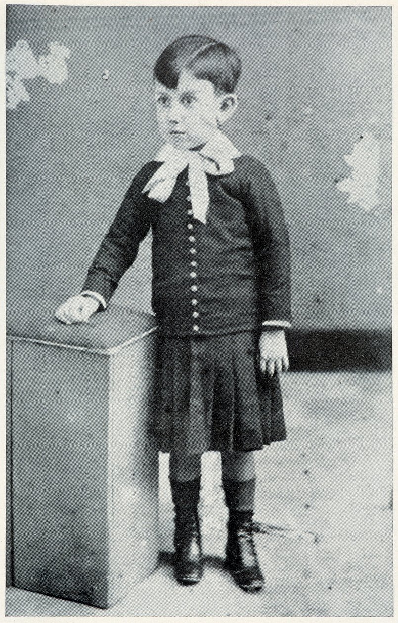 Pablo Picasso, a los cuatro años de edad, 1885 de Spanish Photographer