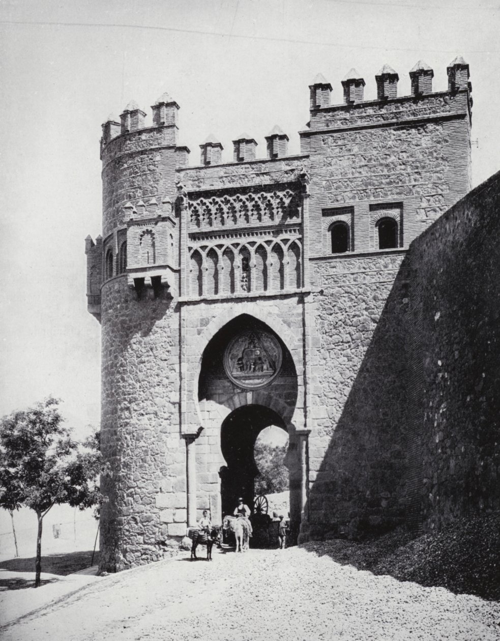 Puerta Del Sol, Toledo (b/w photo) de Spanish Photographer