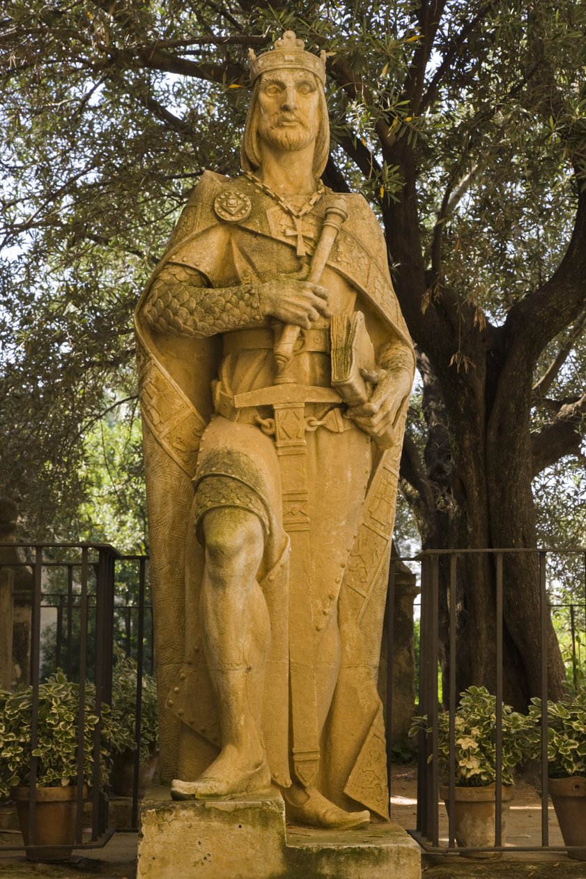 Estatua de Alfonso X El Sabio de Spanish School