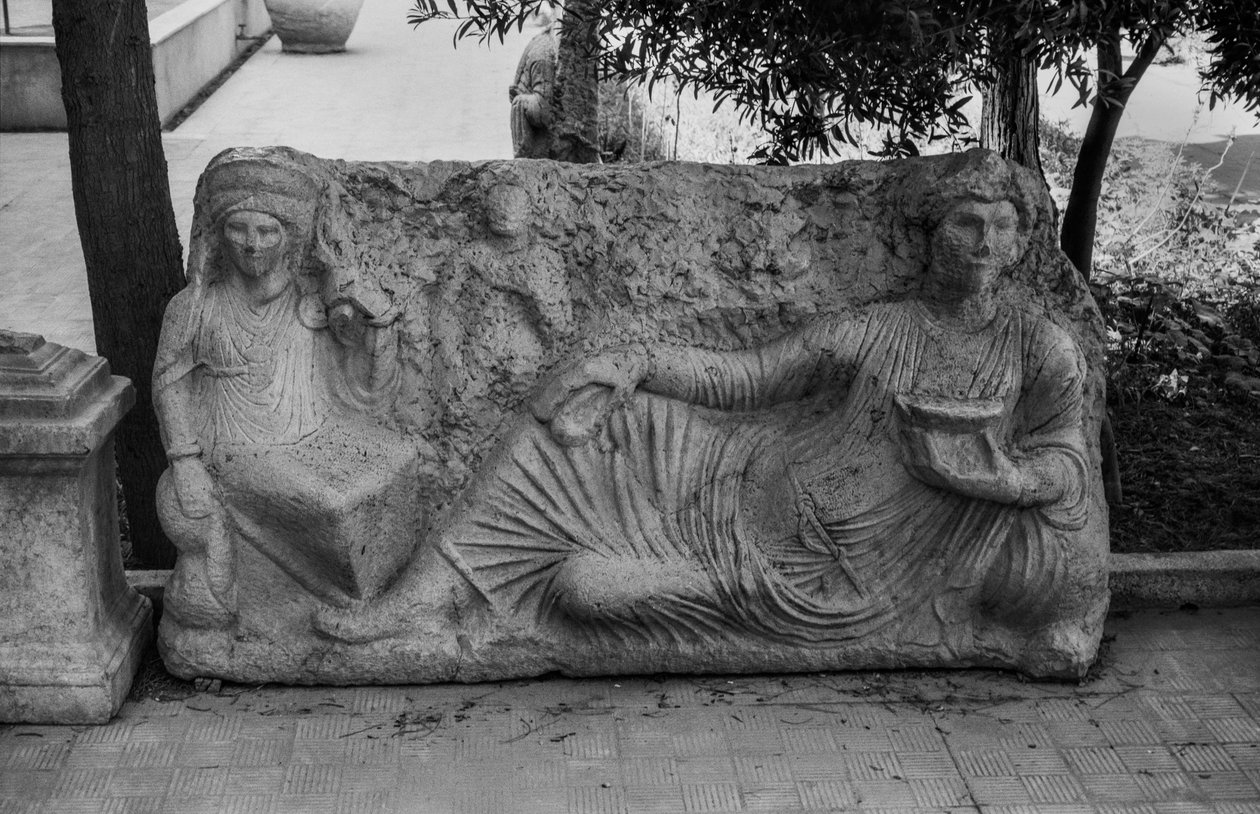 Relieve de sarcófago que representa una comida de muerte de Syrian